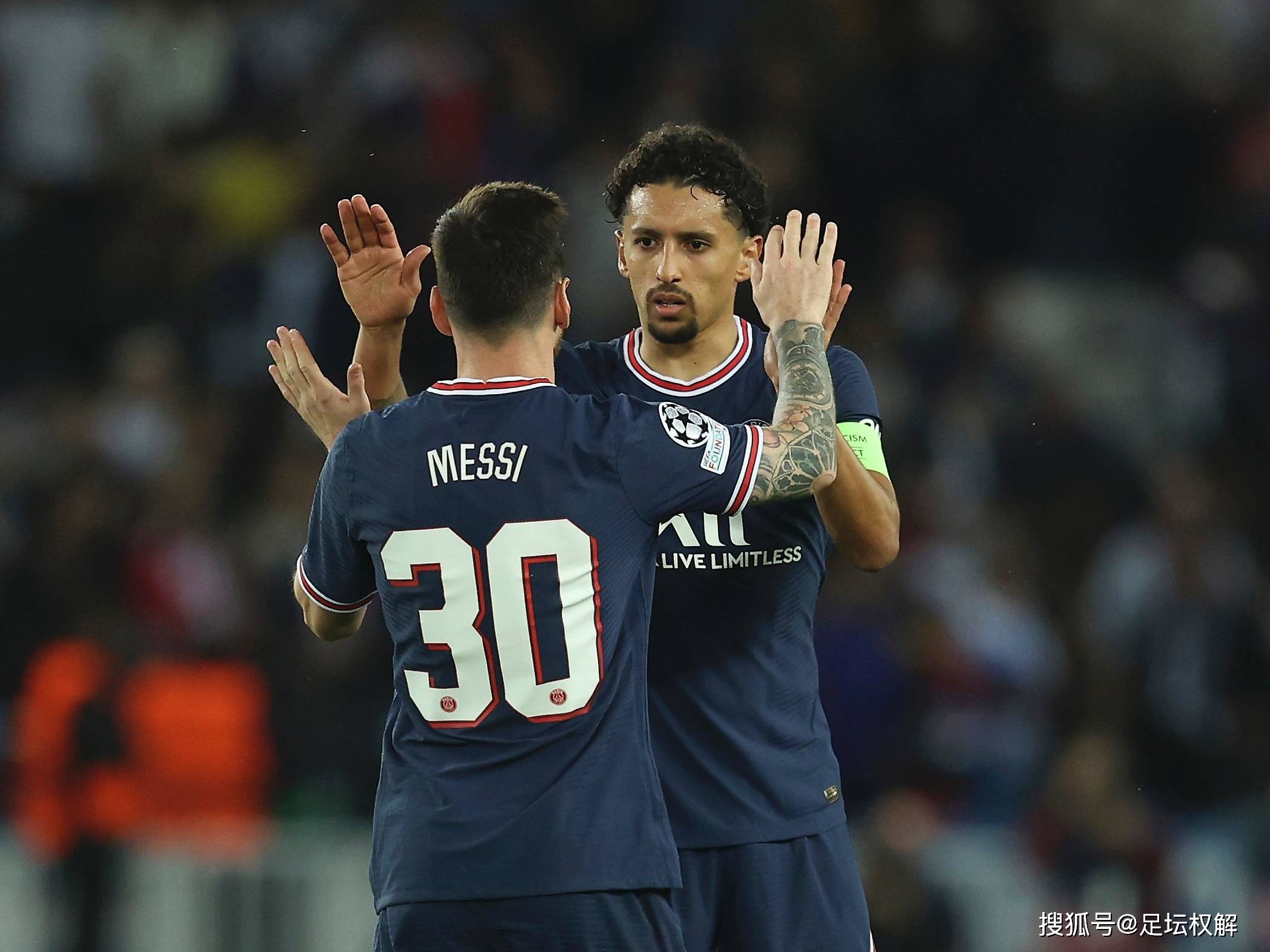 PG电子模拟器- 梅西在香港不上场 